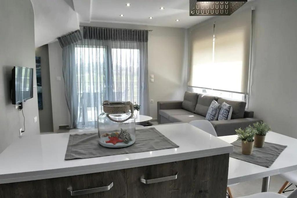 Crystallia Seaside Maisonette By Rentalspro- Néa Moudaniá Eksteriør bilde